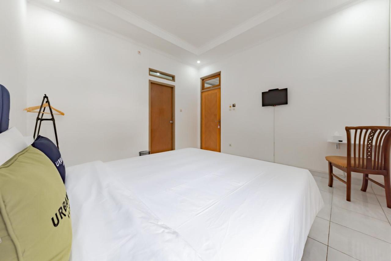 Reddoorz Plus Near Universitas Maranatha Bandung 2 Bagian luar foto